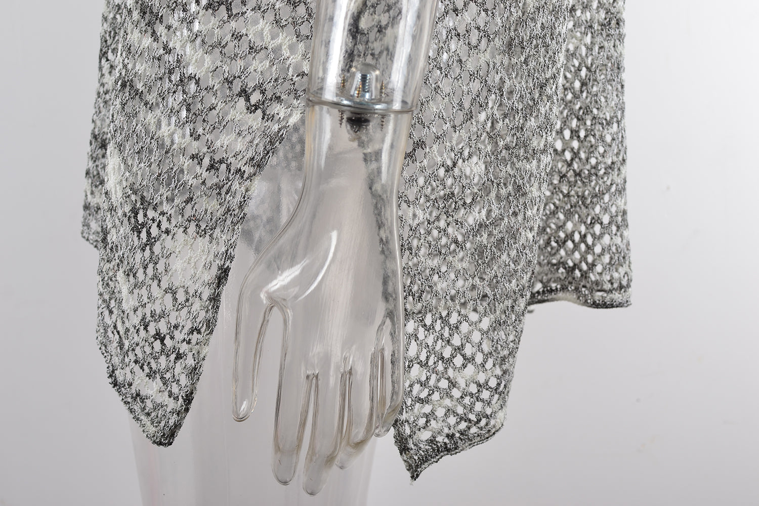 Summer Beach Cover Up Gradient Hollow Out Cutout Knitted Sun Protection Shirt Blouse Bella Mia